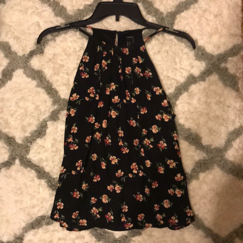 Flowy top